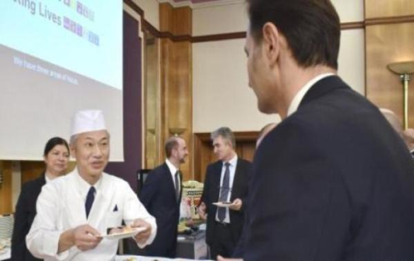 日本外务省开始改善官邸厨师的待遇