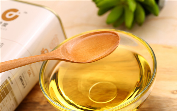 亚麻籽油的功效与作用，能炒菜吗？